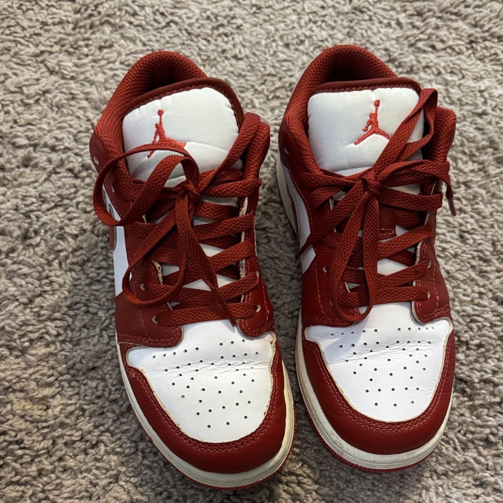Air Jordan 1 white and Red!